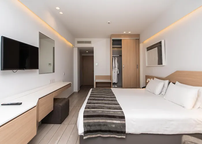 Evalena Beach Hotel